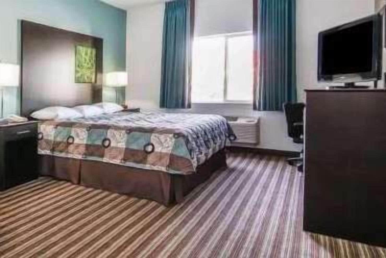 Отель Super 8 By Wyndham Brenham Tx Экстерьер фото